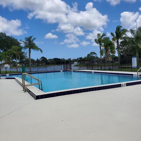 Sun&Fun - Beautiful Renovated 2/2 Villa In Jupiter Exterior photo